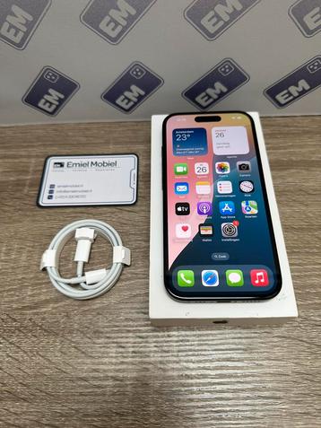 iPhone 15 - 128GB / batterij 100% / garantie beschikbaar voor biedingen