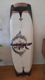Wakeboard 137 cm., Watersport en Boten, Ophalen, Gebruikt, Board