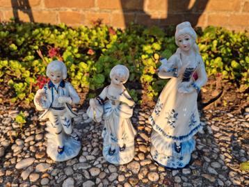 Antieke zeer oude beeldjes - voor de echte liefhebber

 beschikbaar voor biedingen