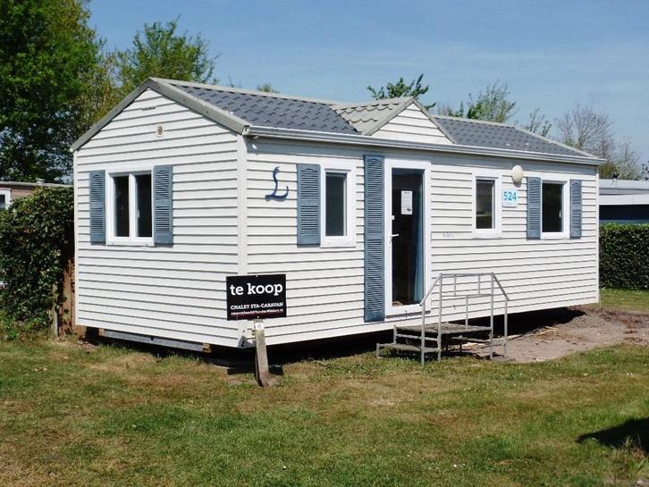 Prima chalet te koop op kleine camping nabij Grevelingenmeer, Caravans en Kamperen, Stacaravans, tot en met 4, Ophalen