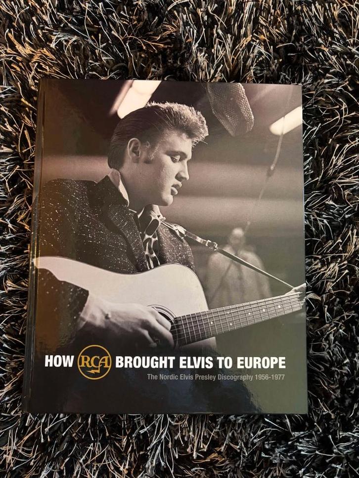 Elvis FTD boek+EP - How RCA brought ELVIS to Europe, Boeken, Muziek, Zo goed als nieuw, Artiest, Verzenden