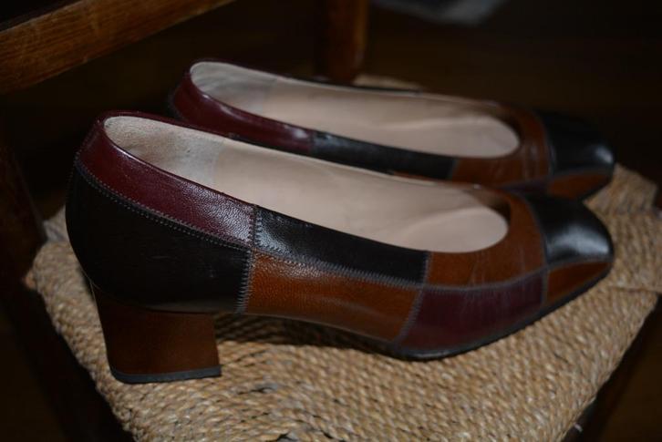 Gabor, prachtige pumps met hak, maat 4 1/2, Kleding | Dames, Schoenen, Zo goed als nieuw, Pumps, Bruin, Ophalen of Verzenden