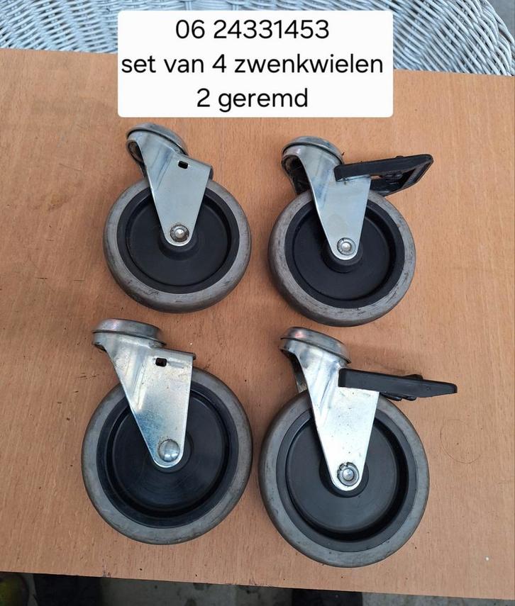 Set van 4 zwenkwielen  2 geremd, Doe-het-zelf en Verbouw, Overige Doe-het-zelf en Verbouw, Zo goed als nieuw, Ophalen of Verzenden
