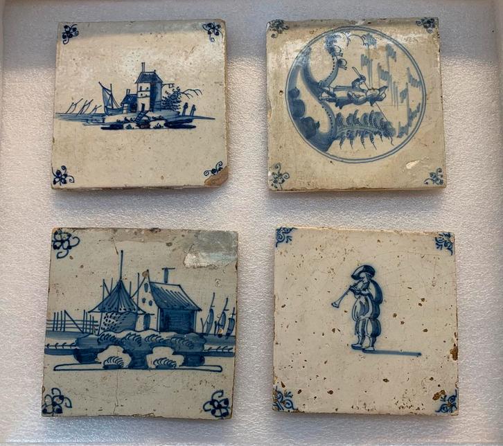 Tegel vier zeldzame oude delfts blauwe tegels enz, Antiek en Kunst, Antiek | Wandborden en Tegels, Ophalen of Verzenden