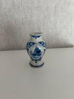 Porceleyne Fles vaasje boot bloemen Delfts Blauw, Antiek en Kunst, Ophalen of Verzenden