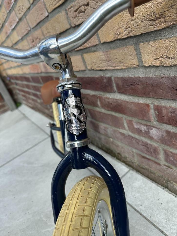 Veloretti Loopfiets Donker Blauw, Kinderen en Baby's, Speelgoed | Buiten | Voertuigen en Loopfietsen, Zo goed als nieuw, Loopfiets