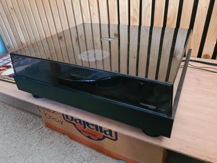 Thorens TD180 Platenspeler, plug and play, Dieren en Toebehoren, Hondenmanden, Ophalen of Verzenden
