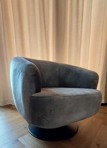 Grijs velours draai fauteuil  beschikbaar voor biedingen