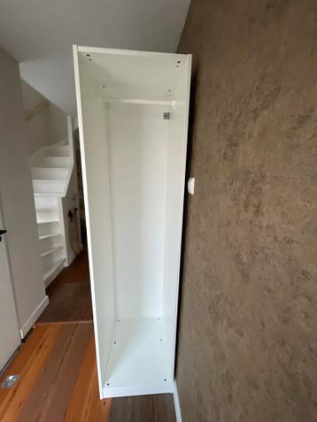 Smalle IKEA Pax kast met hanggedeelte - afbeelding 2