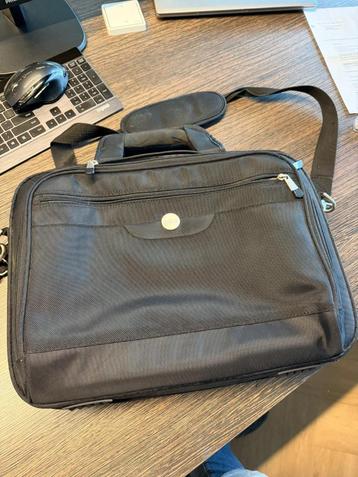 DELL Laptoptas beschikbaar voor biedingen