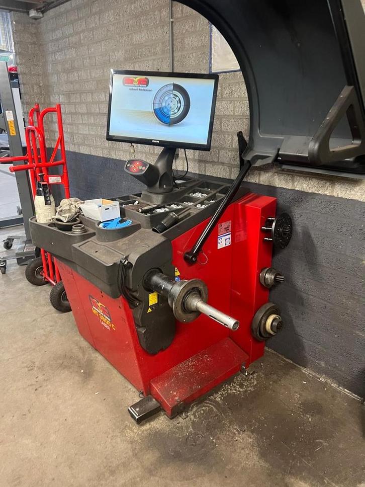 Mondolfo Ferro MT2000C Balanceerapparaat - auto, Auto diversen, Autogereedschap, Ophalen of Verzenden