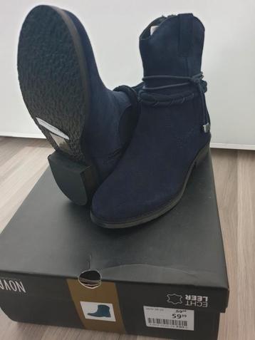 Nieuw: NOVA meisjes laarsjes mt. 29 blauw echt leder.  beschikbaar voor biedingen