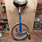 Blauwe eenwieler 16 inch, Ophalen, Gebruikt