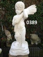 Jongen met bos graan, Tuin en Terras, Tuinbeelden, Ophalen, Nieuw, Beton, Mensenbeeld