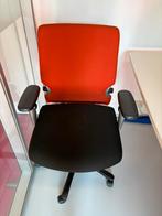 2 verstelbare bureaustoelen, Ophalen, Gebruikt, Oranje, Bureaustoel