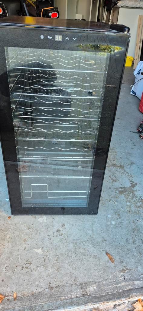 Wijnklimaatkast - Perfecte temperatuur voor uw wijn!, Witgoed en Apparatuur, Koelkasten en IJskasten, Gebruikt, Zonder vriesvak