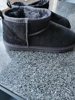 Zwarte UGG Mini Boots - Maat 38, Kleding | Dames, Schoenen, Soar, Zwart, Nieuw, Ophalen of Verzenden