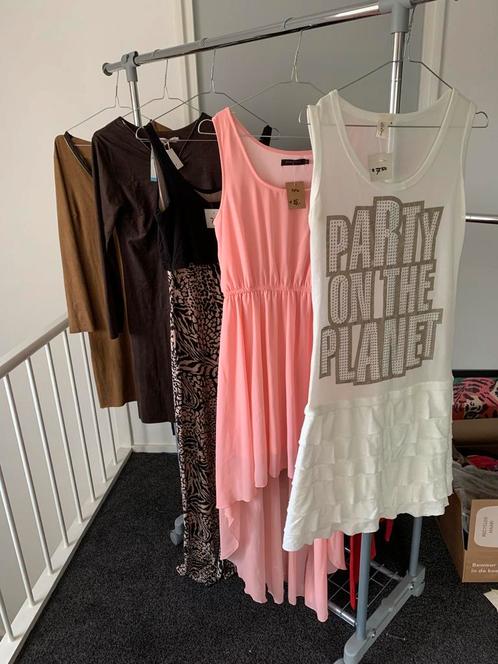 Dames zomerjurken bundel lot maat 38 medium, Kleding | Dames, Dames-kledingpakketten, Zo goed als nieuw, Maat 38/40 (M), Ophalen of Verzenden