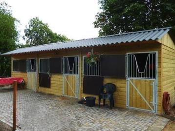 Paardenstal model Zadeldak diverse samenstellingen beschikbaar voor biedingen