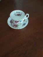 Royal Albert heren kop en schotel Flower of the Month, Antiek en Kunst, Antiek | Servies los, Ophalen of Verzenden