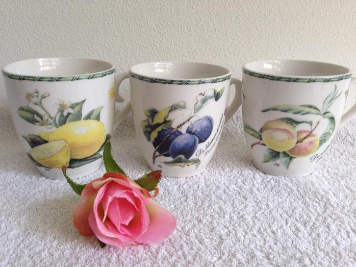 🦋3 Janneke Brinkman MOKKEN/ Bekers "BOTANIA" 200 ml., Huis en Inrichting, Keuken | Servies, Kop(pen) en/of Schotel(s), Overige stijlen