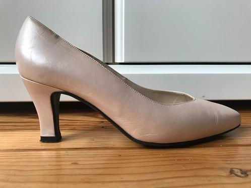 Bally 38 lichtroze leren pumps pastel bruiloft egf, Kleding | Dames, Schoenen, Zo goed als nieuw, Pumps, Roze, Ophalen of Verzenden