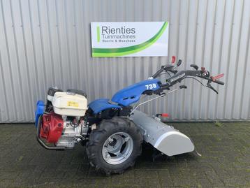 Rienties Prijs | BCS frees 738 met nieuwe freesbak beschikbaar voor biedingen