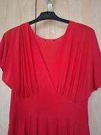 Koraal rode lange jurk,  maat 42, Galajurk, Maat 42/44 (L), Ophalen of Verzenden, Zo goed als nieuw