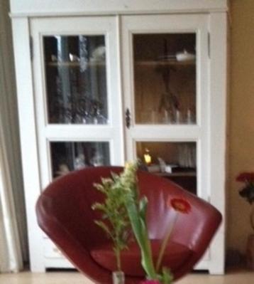 Te koop vintage Kast beschikbaar voor biedingen