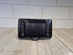 Toyota Yaris 4 2020 - 2025 radio navigatie 86140k0070 €250, Gebruikt, -, -, Ophalen of Verzenden