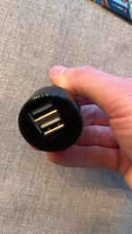 Dubbele USB 12V autolader oplader, Telecommunicatie, Mobiele telefoons | Telefoon-opladers, Ophalen of Verzenden, Zo goed als nieuw