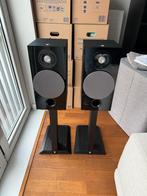 Focal Chora 806 Speakers met Stands, Zo goed als nieuw, 60 tot 120 watt, Front, Rear of Stereo speakers, Ophalen