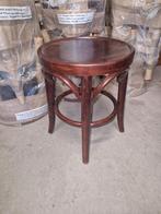 Thonet krukjes, Huis en Inrichting, Barkrukken, 1 kruk, Ophalen, Gebruikt