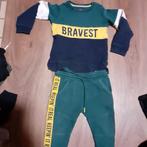 Pakket voor  jongens en 2 spijkerbroekjes, 's Oliver, Ophalen of Verzenden, Zo goed als nieuw, Pakje