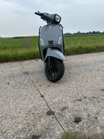 Scooter senzo riva, Fietsen en Brommers, Snorfietsen en Snorscooters, Gebruikt, Benzine, Ophalen, Overige merken