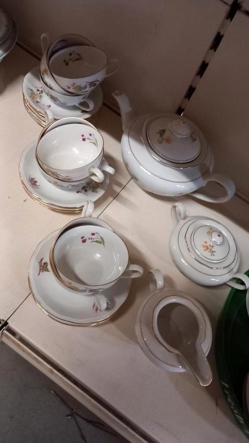 Kahla Theeservies - Compleet, Antiek en Kunst, Antiek | Servies compleet, Ophalen