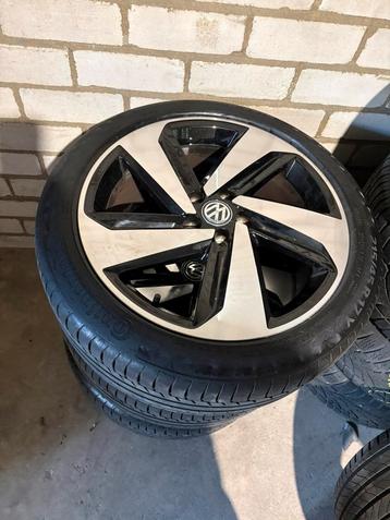 VW Polo GTI Velgen origineel Milton keyness 215 45 17 beschikbaar voor biedingen