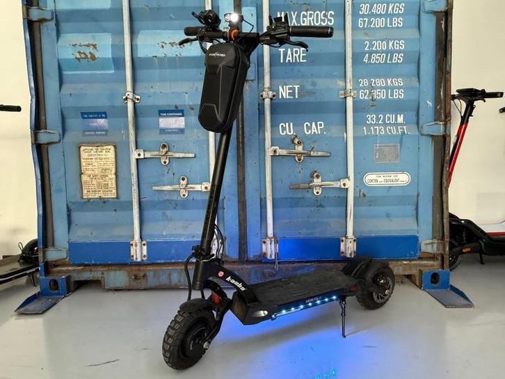 KAABO Mantis PRO+ DualMotor (60v 18aH), Fietsen en Brommers, Steps, Nieuw, Elektrische step (E-scooter), Ophalen of Verzenden
