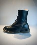 Dr. Martens 1490 Vegan ! schoenen laarzen 44 / 44,5  UK 10, Kleding | Heren, Schoenen, Zwart, Boots, Ophalen of Verzenden, Dr. Martens
