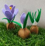 Lila krokusbolletjes 3 stuks wolvilt nieuw lente, Hobby en Vrije tijd, Vilt, Ophalen of Verzenden, Nieuw, Figuurtje(s), Wolvilt