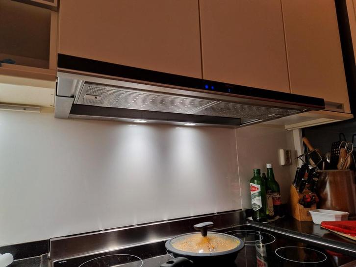 Onderbouw Siemens afzuigkap  - Efficiënte keukenventilatie, Witgoed en Apparatuur, Afzuigkappen, Zo goed als nieuw, Inbouw, Onderbouw afzuigkap