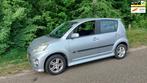 Daihatsu Sirion 2 1.3-16V Comfort AUTOMAAT, Gebruikt, 4 cilinders, Bedrijf, 930 kg