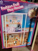 Vintage 'barbie'huis compleet, Kinderen en Baby's, Speelgoed | Poppenhuizen, Gebruikt, Ophalen of Verzenden