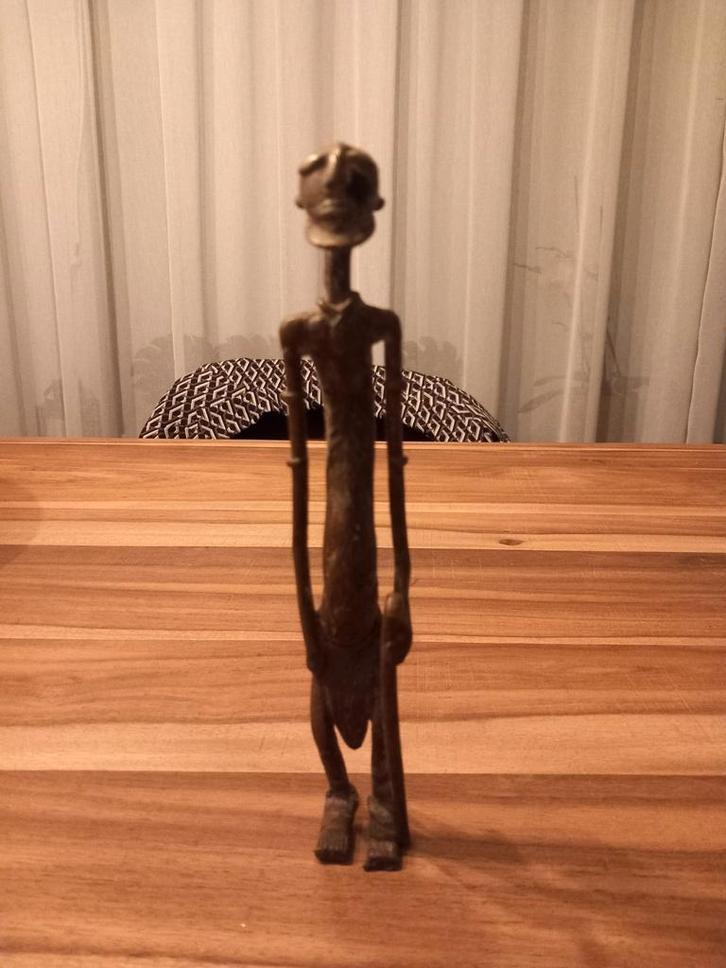 Antiek bronzen Afrikaans beeld. Dogon figuur., Antiek en Kunst, Kunst | Niet-Westerse kunst, Ophalen of Verzenden