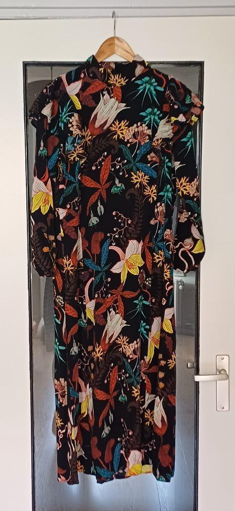 Stijlvolle boho jurk met lange mouwen en bloemenprint, 40/42, Kleding | Dames, Jurken, Zo goed als nieuw, Maat 38/40 (M), Onder de knie