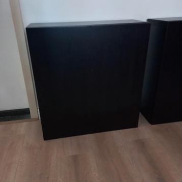 2x Ikea Besta wandkast beschikbaar voor biedingen