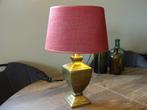 Tafellamp, messing voet, rode weefstof kap, als nieuw, Huis en Inrichting, Lampen | Tafellampen, Ophalen of Verzenden, Zo goed als nieuw