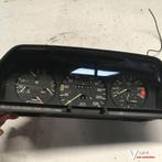 Mercedes W201 2.0 Benzine automaat 1987 Km Tellerklok   201, Gebruikt, -, -, Ophalen of Verzenden