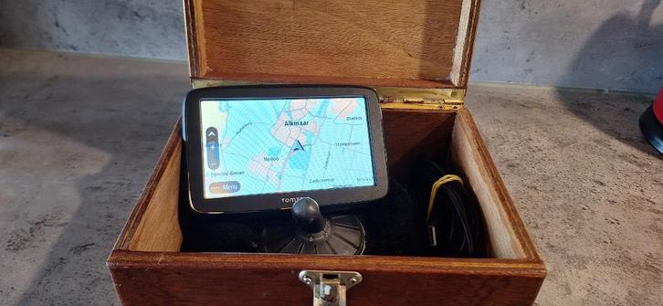 TomTom one, Auto diversen, Autonavigatie, Zo goed als nieuw, Ophalen