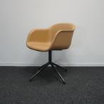 Muuto Fiber Design Stoelen | Draaibaar | Bruin Leer, Huis en Inrichting, Stoelen, Gebruikt, -, Ophalen of Verzenden, Metaal